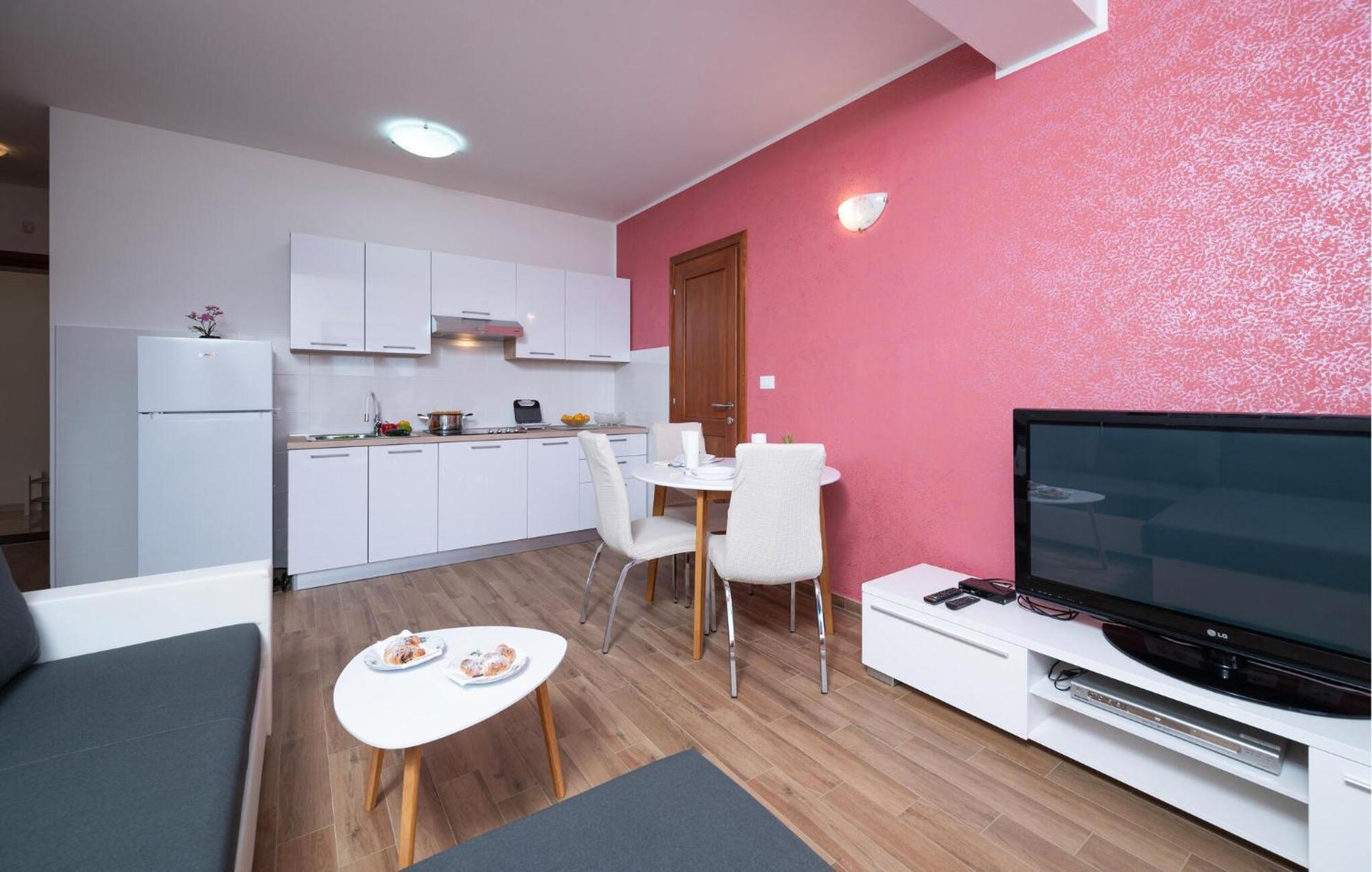 Apartman Awesome In With Kitchen