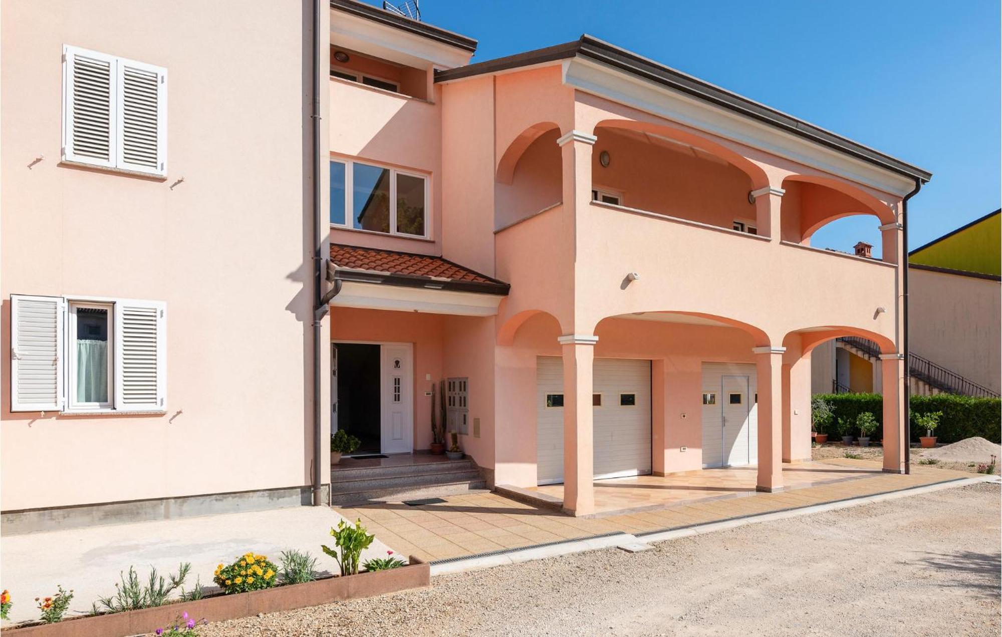 Awesome In With Kitchen * Rovinj